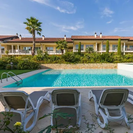 Appartement Deluxe Olivia Sirmione